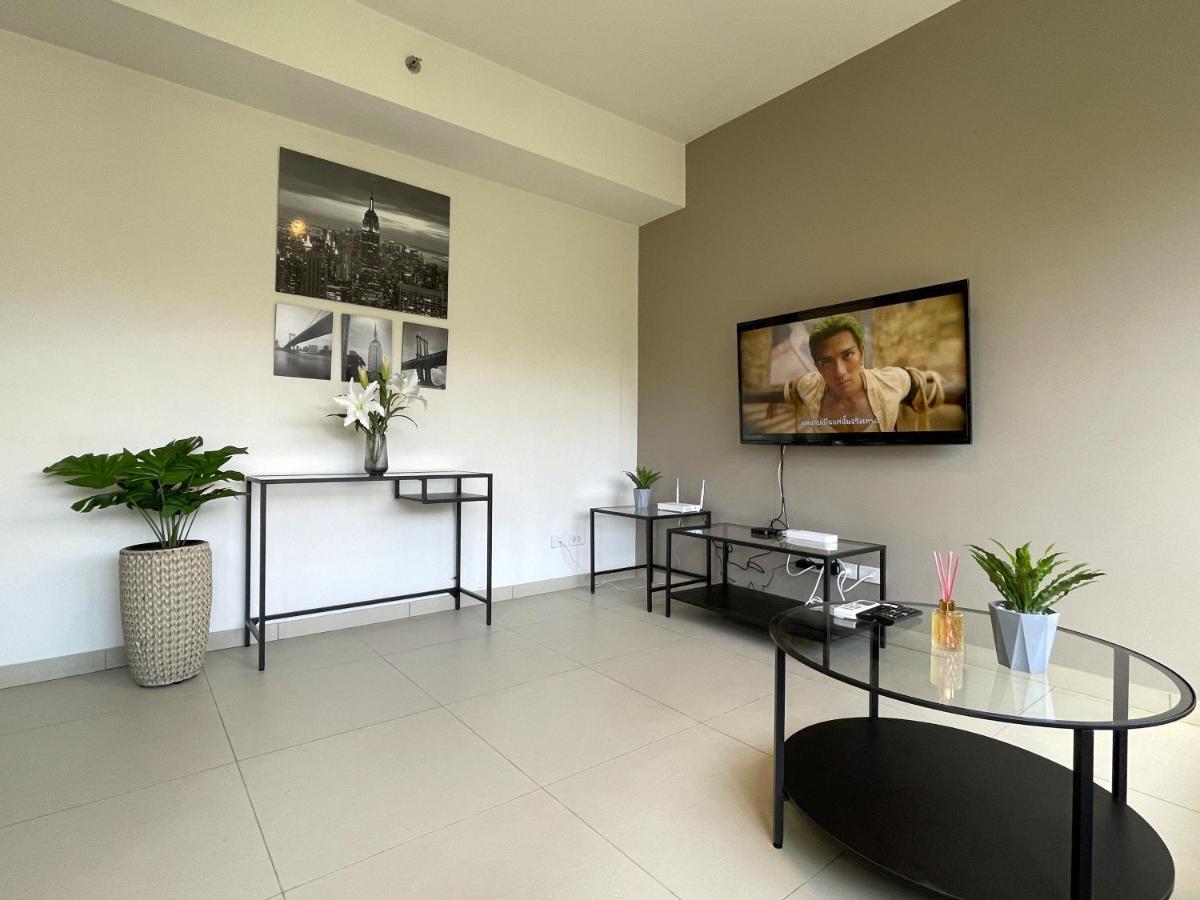 Unixx Oasis : Grandeur 2Br Suite Pattaya Extérieur photo