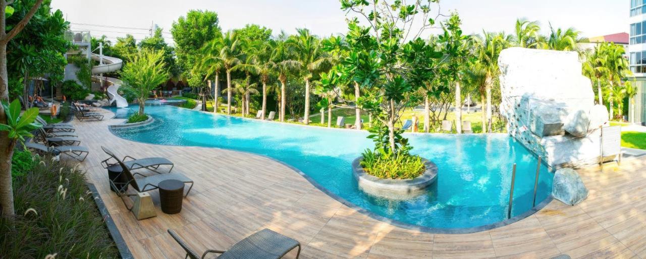 Unixx Oasis : Grandeur 2Br Suite Pattaya Extérieur photo